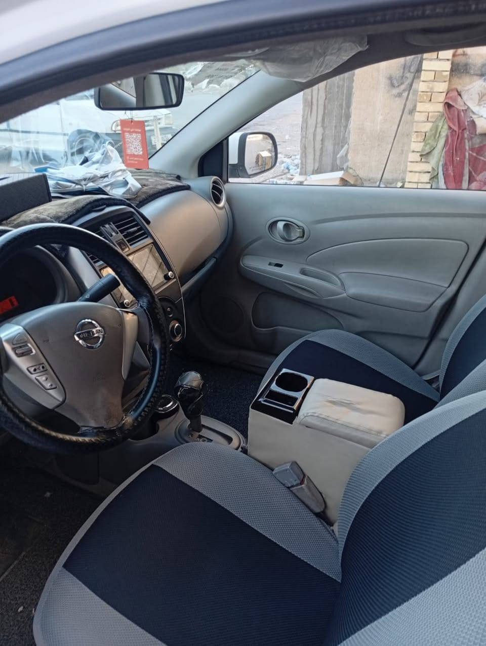 نيسان صني هندي موديل 2021
بيها قطعتين صبغ 
مكينه گير خير من الله 
استخدام شخصي سياره كلش نظيفه 
طالب بيها 100 وبيها مجال بسيط  
رقم واتساب وعادي ***********
