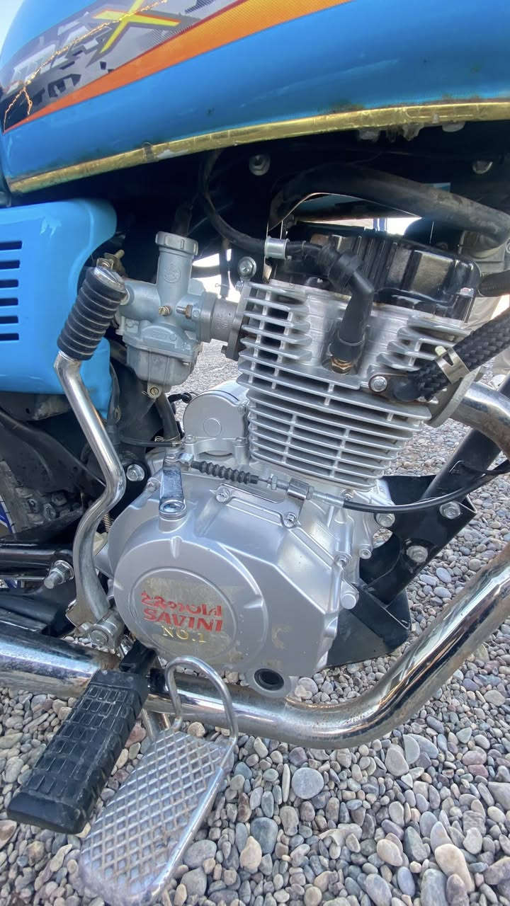 بسم الله الرحمن الرحيم .
السلام عليكم  .
دراجة سيڤان 2024 للبيع .
بصمة تشغيل عن بعد .
الدراجة خير من الله .
صبانه مامدود عليها .
نضافتها 100‎%‎95 . 
محرك 150cc كبس كاتم .
نشاط فوللل معدل فولل .
دراجة اخو الزيرو وكدام العين .
الكهربائيات كلها شغاله .
مال جناي الله شاهد ربع ماتصرف عليها .
اذا مو نفس الي بل صورة مرجوعه .
السعر 650 وبيها مجال لليستاهل .
جنوب الموصل قرية تل الشوك .
للتواصل خاص او عبر الأرقام .
‏‭***********
‏***********‬ ‭
