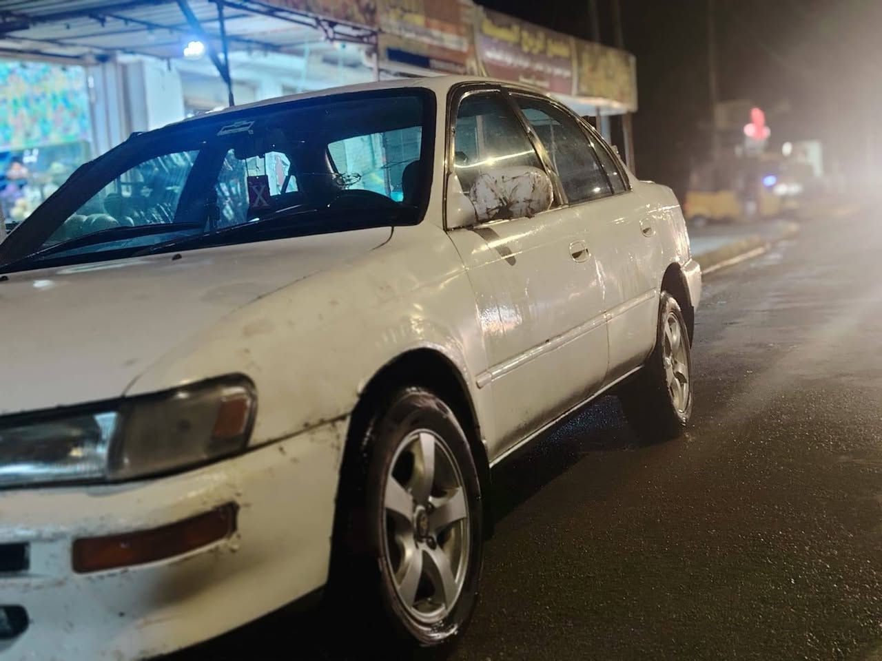 سلام عليكم كورله البيع
مديل 93 سنويته ال 29 هزه.جديده
السياره على البلاد مكفوله كفاله عامه 
تخم تايرجديد حداديه جديده 
كهربائيياته كله شغاله 
السياره أحله من الصوره 
السعر 40 وبه مجال.
مكان السياره واسط قضاء الحي 
***********
