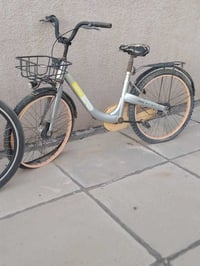 بسكليت • للبيع