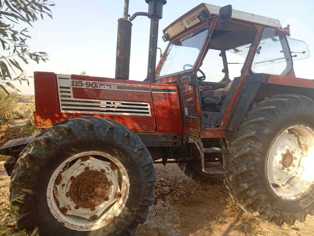 يللبيع مكينه 115 بدون رقم المكينه جاهزه  كير محرك اكسن كله جديد مال جناي. مكان وسط زبيديه الاستفسار عله هاذه رقم ***********
