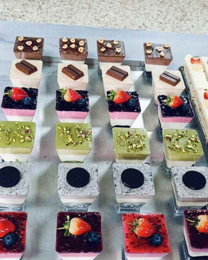 مناسباتكم أجمل مع لمسة الحلويات الفاخرة من سنابل النور.

للتواصل  مراسلتنا على الصفحه أو الاتصال على الرقم 
0785001025


**إذا كنت صاحب هذا الإعلان وتريد حذفه لأي سبب، رجاءا أرسل رسالة إلى الدعم الفني**