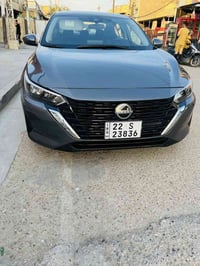 للبيع نيسان سنترا   ماشية 14 الف  2024   محرك 2000دخول جديد  مرقم كامل...