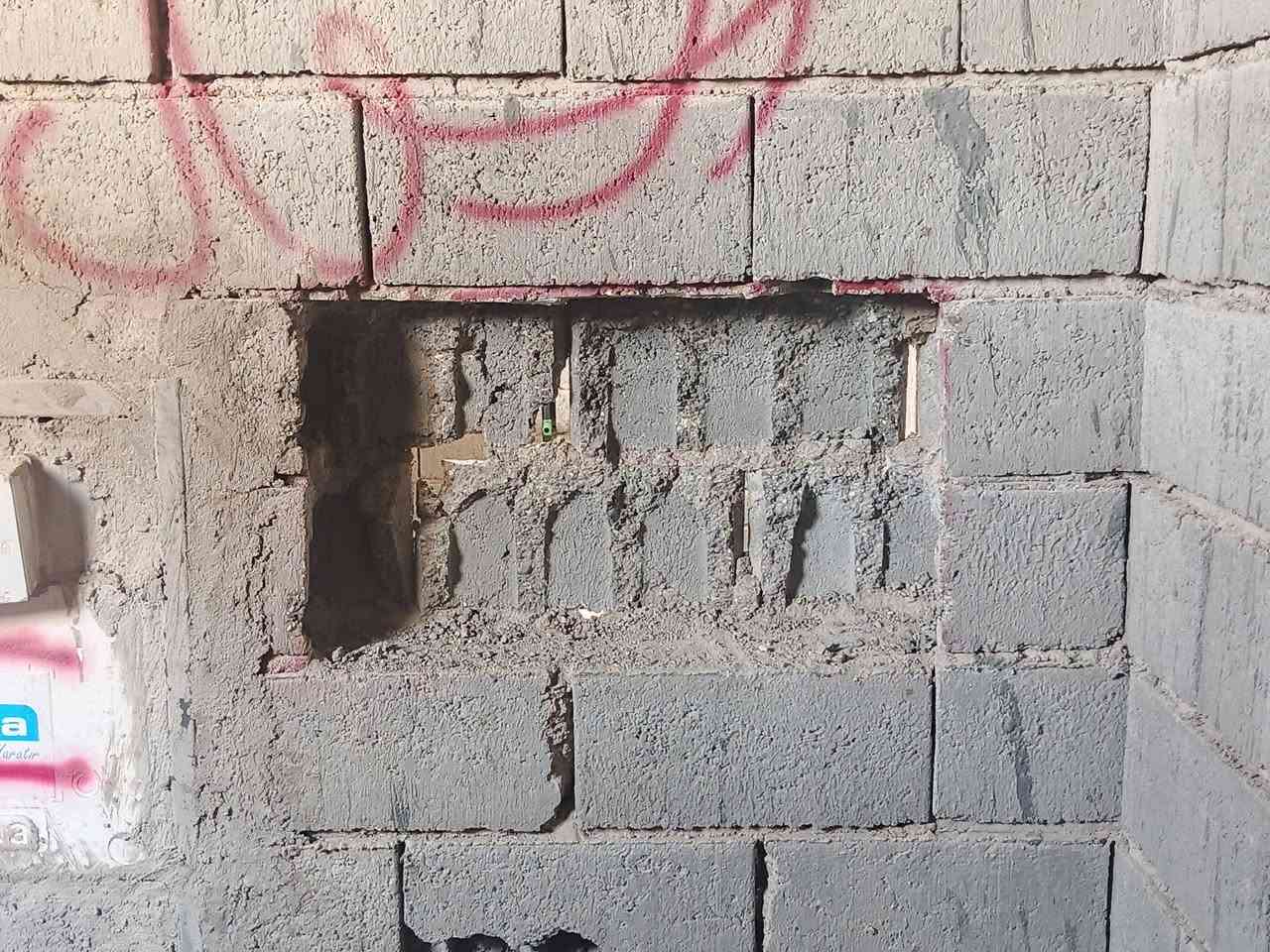 حفر نزالات حجر وبلوك جوه سوك وشغل مرتب ويعجبك
البلوك 3ونص ول حجر 3 كامل حفر تلبيس بواري وبكسات
خابر وتدلل ***********
