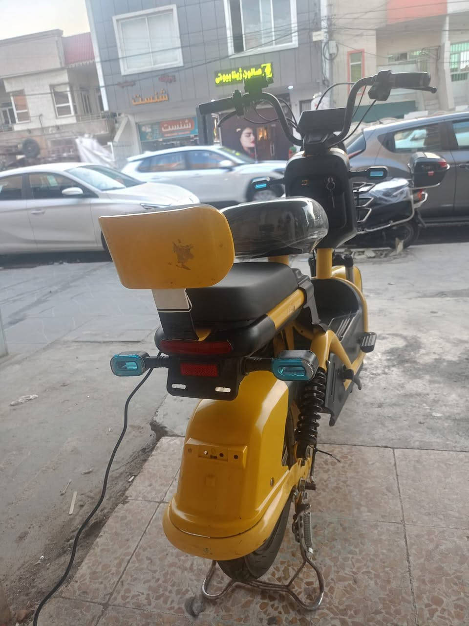 ماطور شحن حجم 14 فول مواصفات اخو الجديد220الف بطاريات بشرط مكان أربيل هفلان ***********
