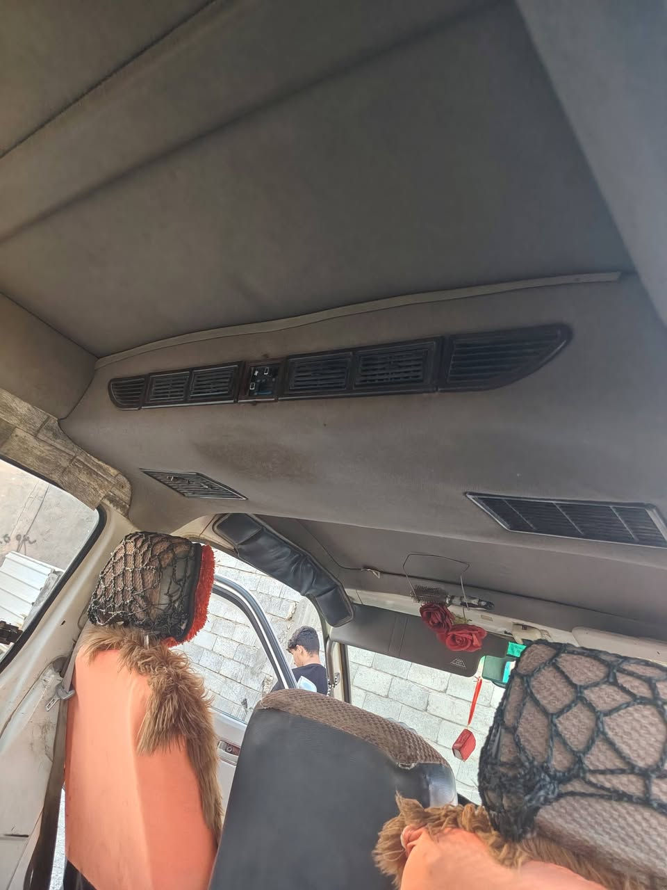 يالله سلام عليكم فتون 14 سيارة جاهزة شغل وطلع علة باب الله مكينة ونجي محورة يعني شلعة نار خير من الله تجي وشوف بعينك وين ميعجبك اطلع سيارة حلوة دواخل كير مكين خير من الله ولكشر شوفت عينك مداور ثاني يوم هية وغرامات يوكعن من سعر  وي استفسار اني خادم سعر 65وبيهة مجال العنوان رميثة رقم الهاتف ***********
