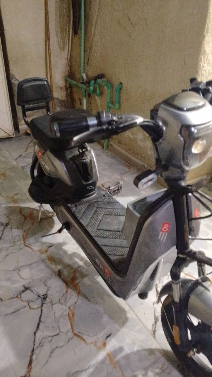 سلام عليكم باسكل شحن للبيع ماصار هواي من اخذناه بس البطاريات مالاته هابطات مكاني كوت للتواصل ***********
