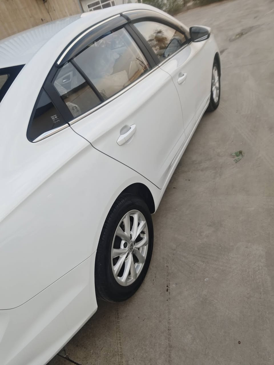 سياره 2024 mg 5 combfirt  للبيع
نص مواصفات بصمه وكامره
داخل بيجي 
بدون صبغ نضيفه بشرط كلشي 
رقم اربيل باسمي
واتساب ***********
