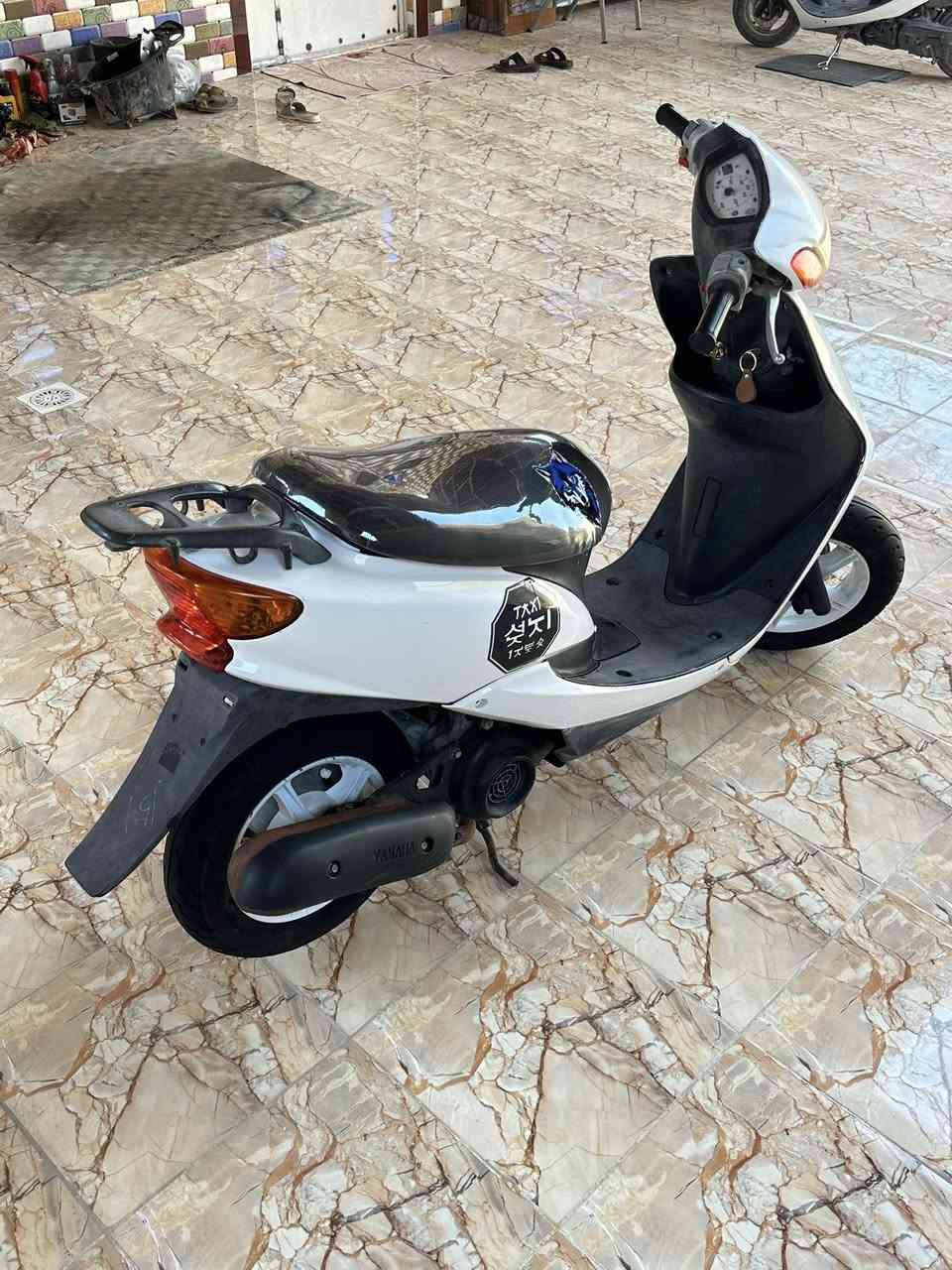 سلام عليكم للبيع عصفوري حاويه شرط حته وصلهه موجود مامفتوحه بلاد مكينه 60 بعده بلاد نهضتهه حلوه تخبل  كهربائيات كله شغاله سلف عداد شغال تايرات جدد باتري جديد جاهزه من كلشي مكينه ناعمه تخبل 
***********
البصره قضاء المدينه
