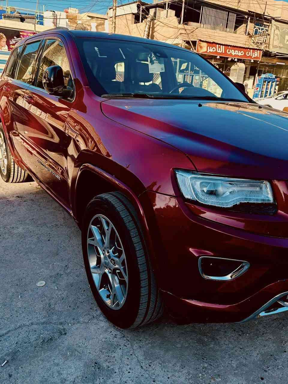 السلام عليكم 
من رخصة الادمن الحبيب 
Jeeb 2014 خليجي. بيها باب وره الصدر مبدل مصبوغ 
وبارد قليل بالباب الخلفي وره السائق 
زراك لايت كشنات كهرباء مري شفط فتحه صندوك + تشغيل ع بعد 
للاستفسار. 
*********** متواجد ع فيس + واتساب 
مرقمه كامله باسمي بغداد
