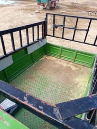 محجر • للبيع • مكان الحر