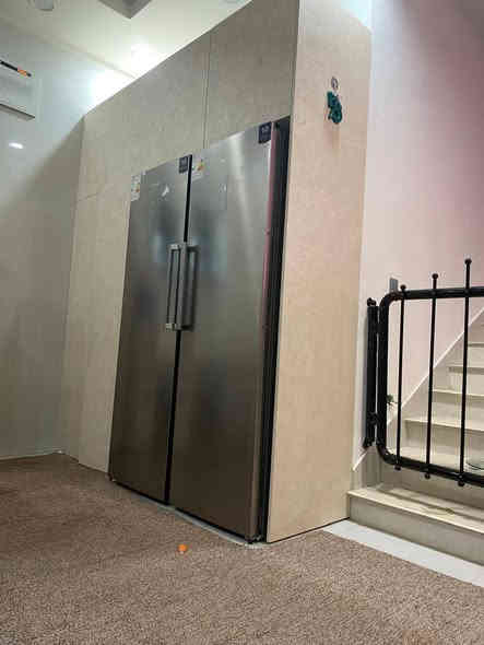 🌺 #اعلان_رقم_٨٢🌺
🏘️(بيت للبيع بناء حديث )🏘️
💁‍♂️#الموقع : حي سومر قرب عمارة ماجد بالبداية 
⬛ #المساحة: ٢١٠م على شارع ١٠م ⬛
🏵️ #تفاصيل_البيت: 🏵️
🔹🏘️ العقار مكون من طابق واحد كونكريت بناء درجة اولى لجميع التشطيبات🏘️ 🔹
الطابق الارضي يتكون من غرفتين مطبخ حار وبار الة  واستقبال وصحيات داخلية وخارجية كراج مخزن . 
#مطلوب💰 لصندوق الاسكان ٦٠ مليون💰
#يباع مع الاثاث ٣٨٥ بيه مجال للشراي

⭕ #للاعلان عن العقار الخاص بك او للمزيد من الاستفسارات مراسلة الصفحة على الخاص او الاتصال على :
🌺 سعد البدري *********** 
لنشر طلبات البيع والشراء الدخول على كروب رابط المكتب..

https://m.facebook.com/groups/490297985477784/permalink/494624568378459/
@متابعين @الجميع
