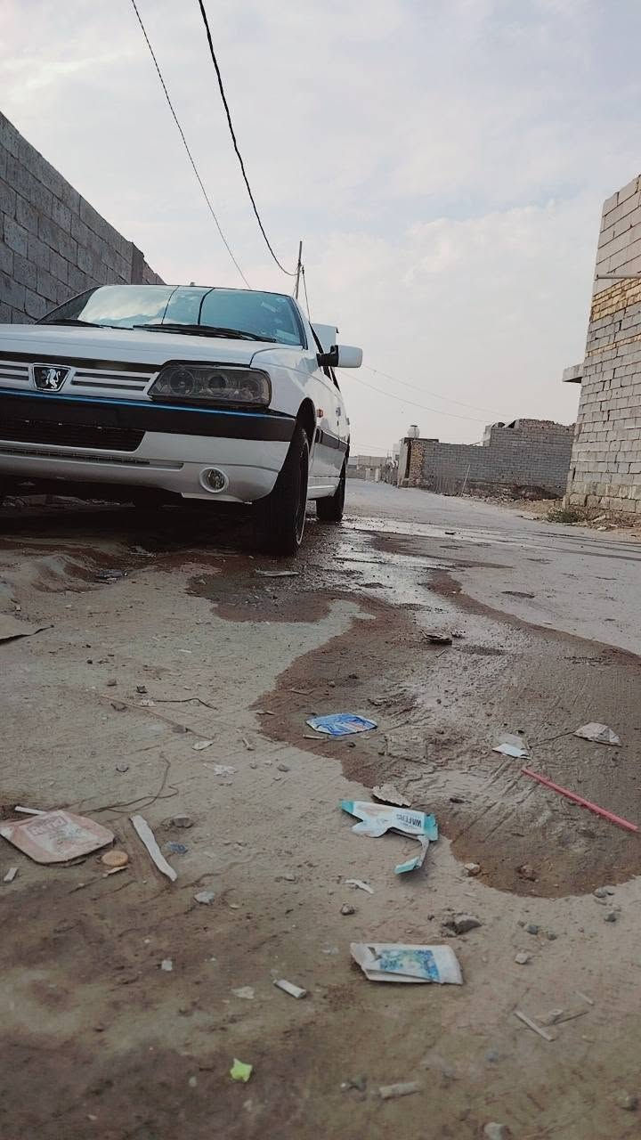 سلام عليكم بيجو روئ موديل ١٠ سياره جاهزه وباسمي ومشروع وطني سياره نقصها تبريد مكانها ديوانيه كير ومكينه كفاله سعرها ١٩ وبيها مجال بصيط ***********
