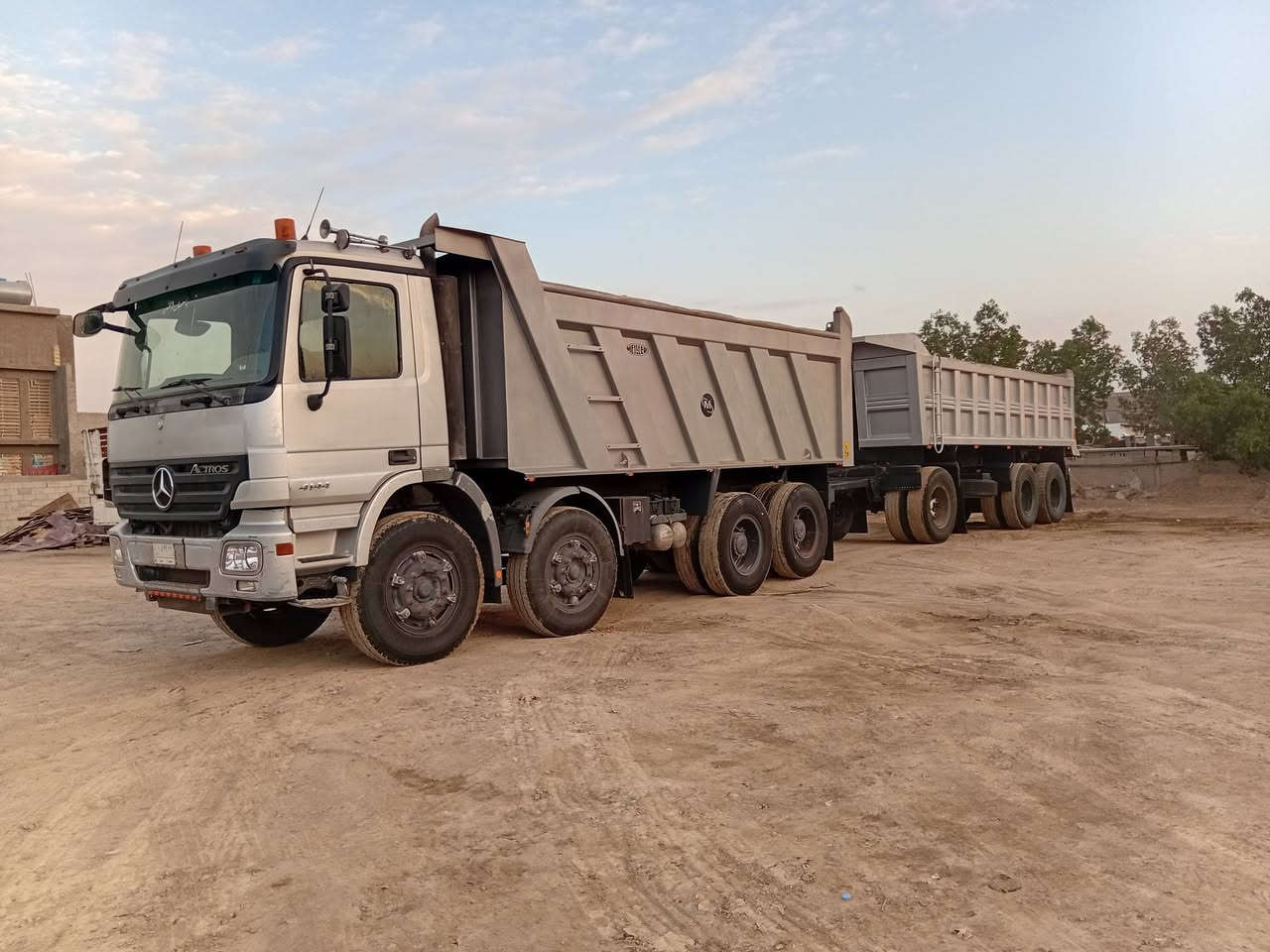 للبيع التروس قاطرة ومقطوره 2007 معلايه 2018 مربوطه كفاله رقم بصره عامه باسمي شرط التحويل ***********/***********
