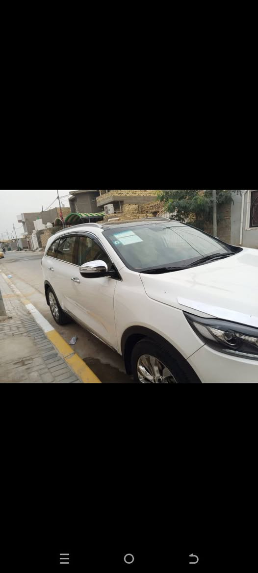 السلام عليكم للبيع فقط بدون مراوس سياره سورنتو موديل 18 شكل 20 مكفولة كفالة عاما سونار موجود مواصفات السياره بنورامة حساسات كشنات كهربائية مواصفات السورنتو معروفة محرك 6 سلندر كير ومحر وحدادية شركة مامفتوحة تخم تاير جديد ويل 19 رقم بغداد دولي السيارة بسمي ماشية 90  حقيقي السعر. 240 قفل عنواني ديوانيه مركز محافظة للاستفسار على الرقم ***********. ‏‪***********‬‏
