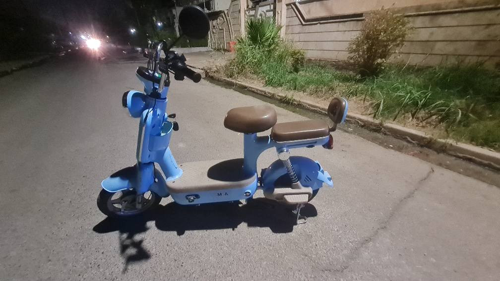 للمراوس ثنينهم ب آيفون 13 برو او ماكس وانطي فرق 50 الف اذا 14 برو

للملاحظة الشاشة مبدلة اصلية واللمس مفطور بس ما مأثر على شي

***********
