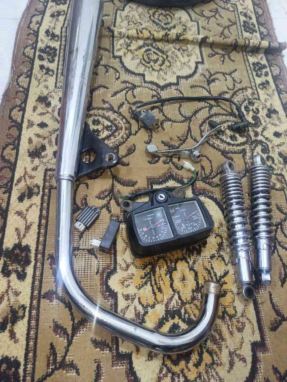 السلام عليكم غراض دراجه للبيع
وياله وره عدد 2 سعر الواحد 15
ويل كدام كامل ب25
صالنصه ب 15
عينة انتنس ب10
دبلات خلفيه ب 15
كتف شحن + عقل +كويل + بداله ب7
ركبه و دبل امامي نضيفات ب 20
بطيخات وره و كدام الوحده ب 5 نضيفات عدد3
تانكي بيه زرف صغير كلش لون احمر ب 4
دبلات خلفيه ما مصورهن هم نضيفات عوزهن تنضيف ب 8
الي يريدهن كلهن يراسلني خاص و بالخدمه و الي يريد قسم هم يراسلني و يدلل و هذا رقمي ***********
