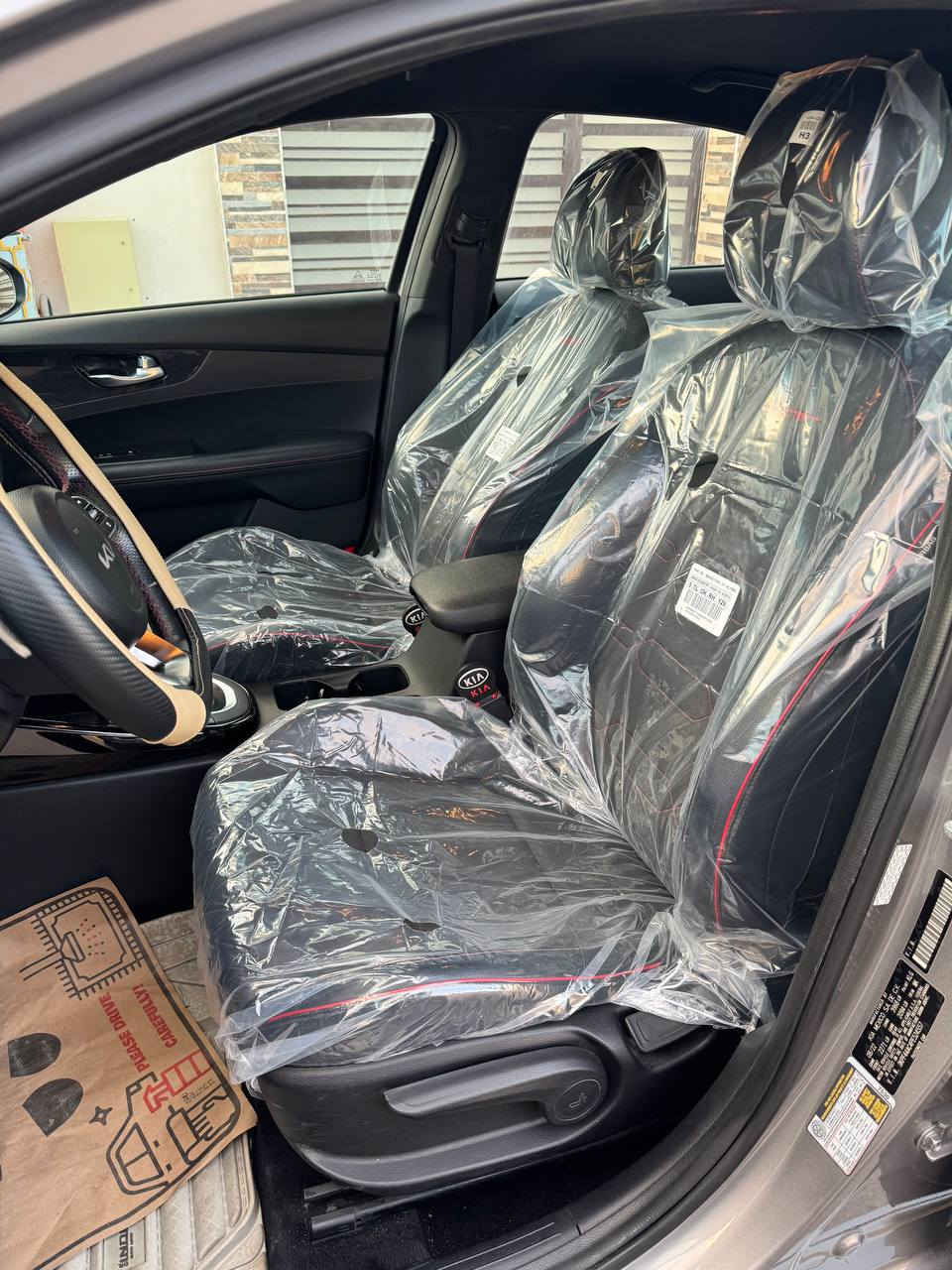 كيا فورتي GT 2023
لون سلفري 
وارد امريكي
ويل كب رياضي 18 ابو الخط الاحمر 
رادار امامي وخلفي وجانبي
محرك 1600تيربوا رياضي
تشغيل بصمه 
تشغيل عن بعد 
شاحنه واير لس
اشاره في المرأة الجانبيه
شفت ستيرن 
اوتوا هولد
ايقاف ذاتي
مثبت سرعه
مانع انزلاق
تبريد قطعتين امامي وخلفي
شاشه 9انج
كشنات جلد 
علامه جي تي متعددة اللوان
سايدبريك كهرباتي اوتوا 
سستم صوت
ديل كزوز عريض
ضربه خفيفه في الدعاميه بدون ايرباك السيارة مكفوله من الصبغ عدا الدعاميه الاماميه 
فول مواصفات عدا الفتحه بالسقف البصرة, العراق


**إذا كنت صاحب هذا الإعلان وتريد حذفه لأي سبب، رجاءا أرسل رسالة إلى الدعم الفني**