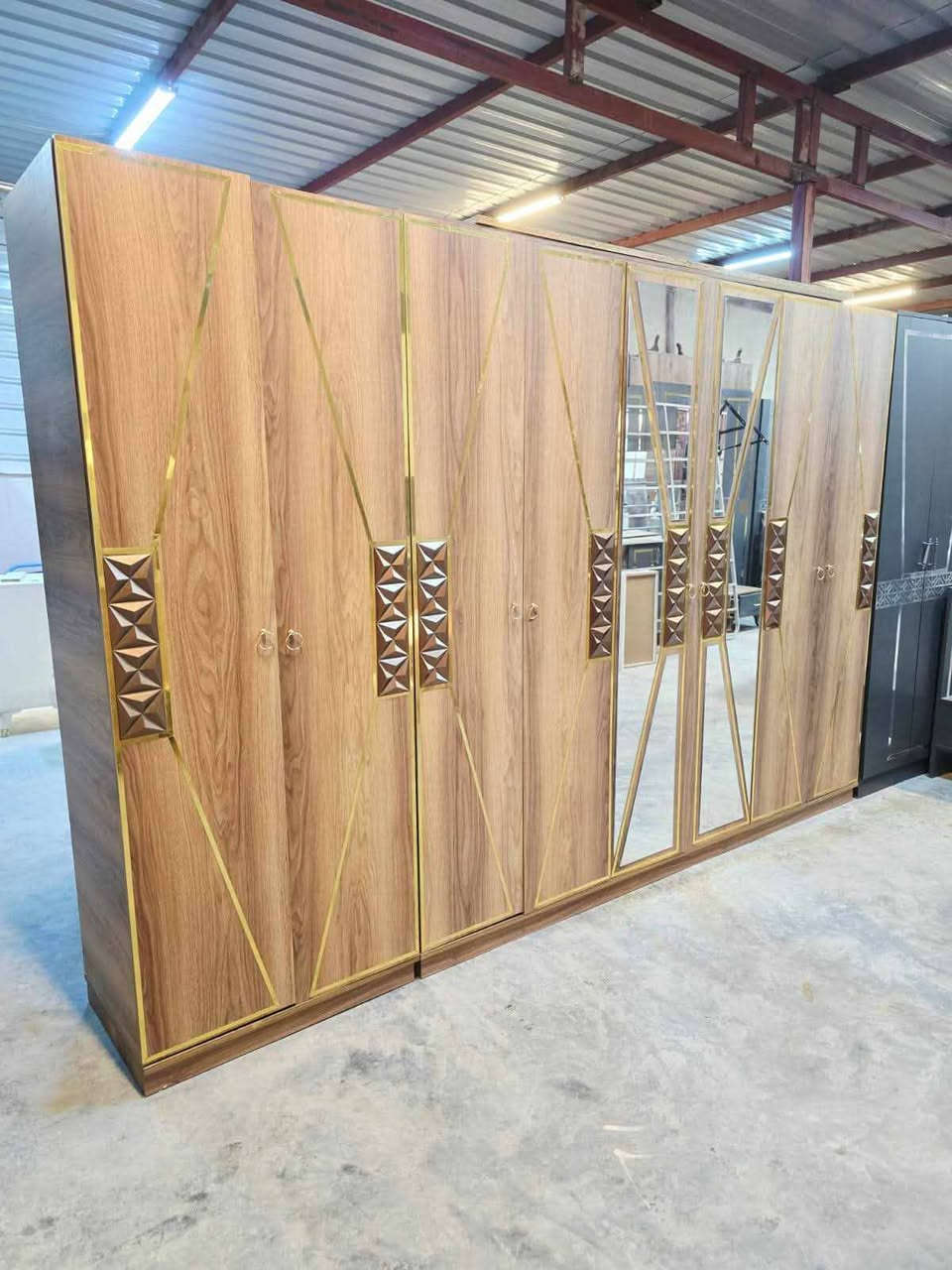 غرفة نوم مستعملة🇹🇷
موديله حديث 💥
 نضافة90 ٪💯
عدد القطع / 10 
بيه كنتور طفل اضافي بابين 💥
شازلون / مخزن 📥
نضام / أبواب 💢 
سعرها / 850 قفل 🔒💸
شد ونقل داخل بغداد مجاني🚛
يوجود توصيل محافضات 🚛


**إذا كنت صاحب هذا الإعلان وتريد حذفه لأي سبب، رجاءا أرسل رسالة إلى الدعم الفني**