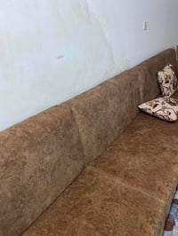 صوفا • للبيع • سعر مناسب
