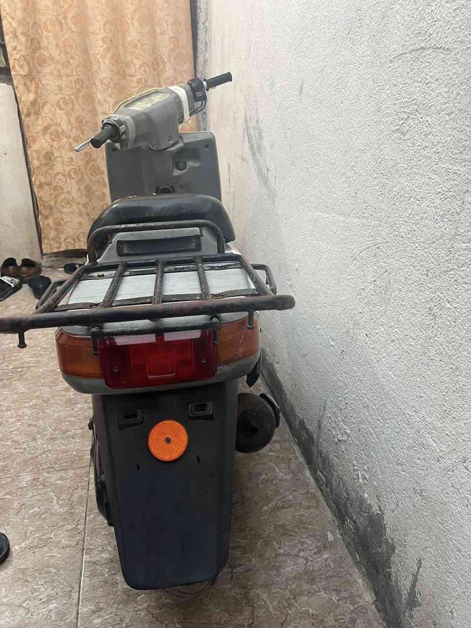 دراجه بيكم مبدله بستم فقط تشتغل سلف وهندر كفرات بألد دراجه خبط بانزين ودهن عنواني جبيله حي الصحففين رقمي ***********سعرها 350قفل دراجه نضيفه
