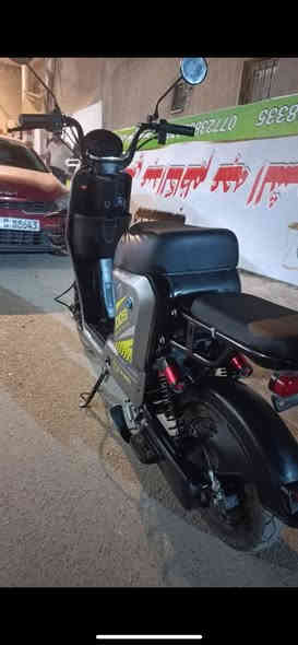 السلام عليكم دراجه شحن البيع نوع 009كامله مكمله خمس بطاريات 🔋 اكبار السعر (400)اي ستفسار تصل ***********
