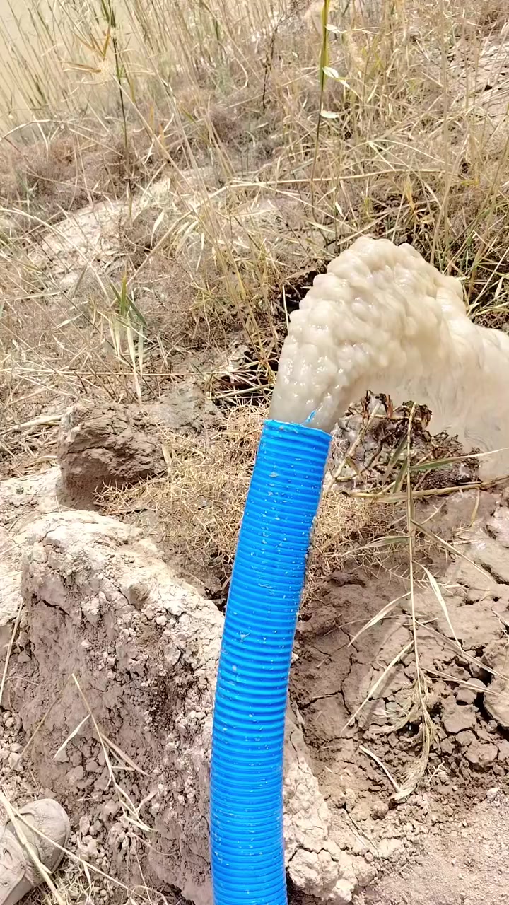 حفر الابار الرتوازي وتعبيرات الشارع وتجفيف المنهولات ***********
