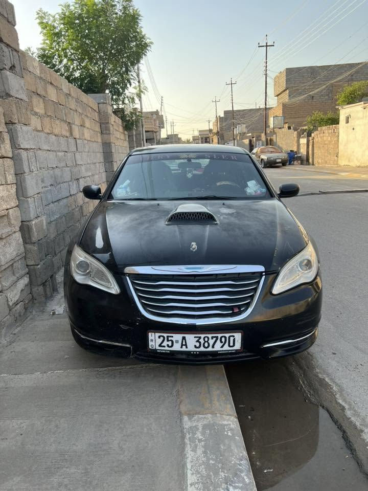 السلام عليكم 
C200 موديل 12 بيها قطعتين السعر 75 وبيها مجال
للاتصال ***********
