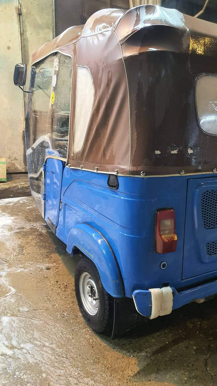 سلام عليكم تكتك22 مرقم لوحه انكليزي ميسان كفاله عامه مكاني حي القاهره سعره 9500 رقمي***********
