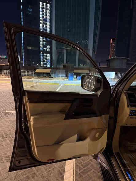 سلام عليكم لاندكروزر 2019 لون مميز 
ماشي 103km سياره جديده كلش ماعده كم مكان pdr عنوانها اربيل سعر 50000$ يعني 5 شدات وبيها مجال شي بسيط رقم لل استفسار ***********گراند تورينك شركه جيهان
