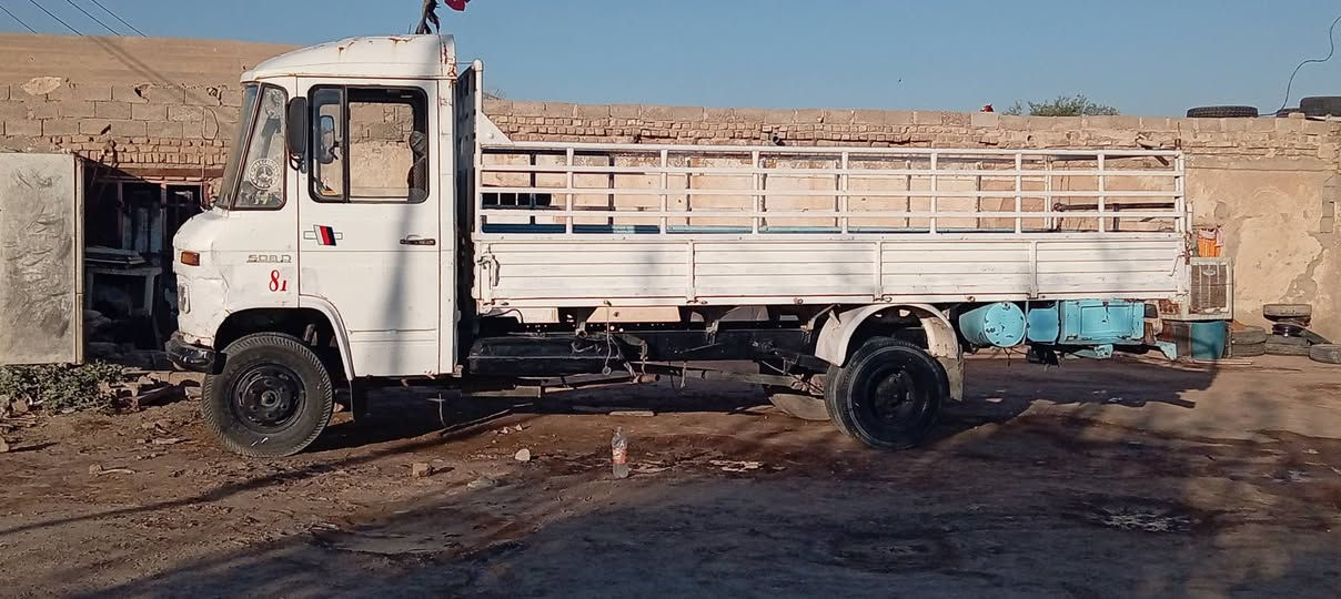 البيع خرسه موديل 81 فان المكان بغداد رقم راعيهه ***********
