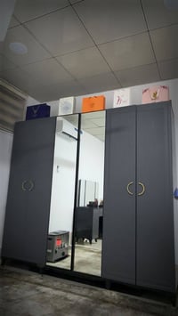 غرفه نوم تركي مستعمل قليل نظيف جدآ ٦ قطعه ماركه الشراي يجي خاص او يتصل...