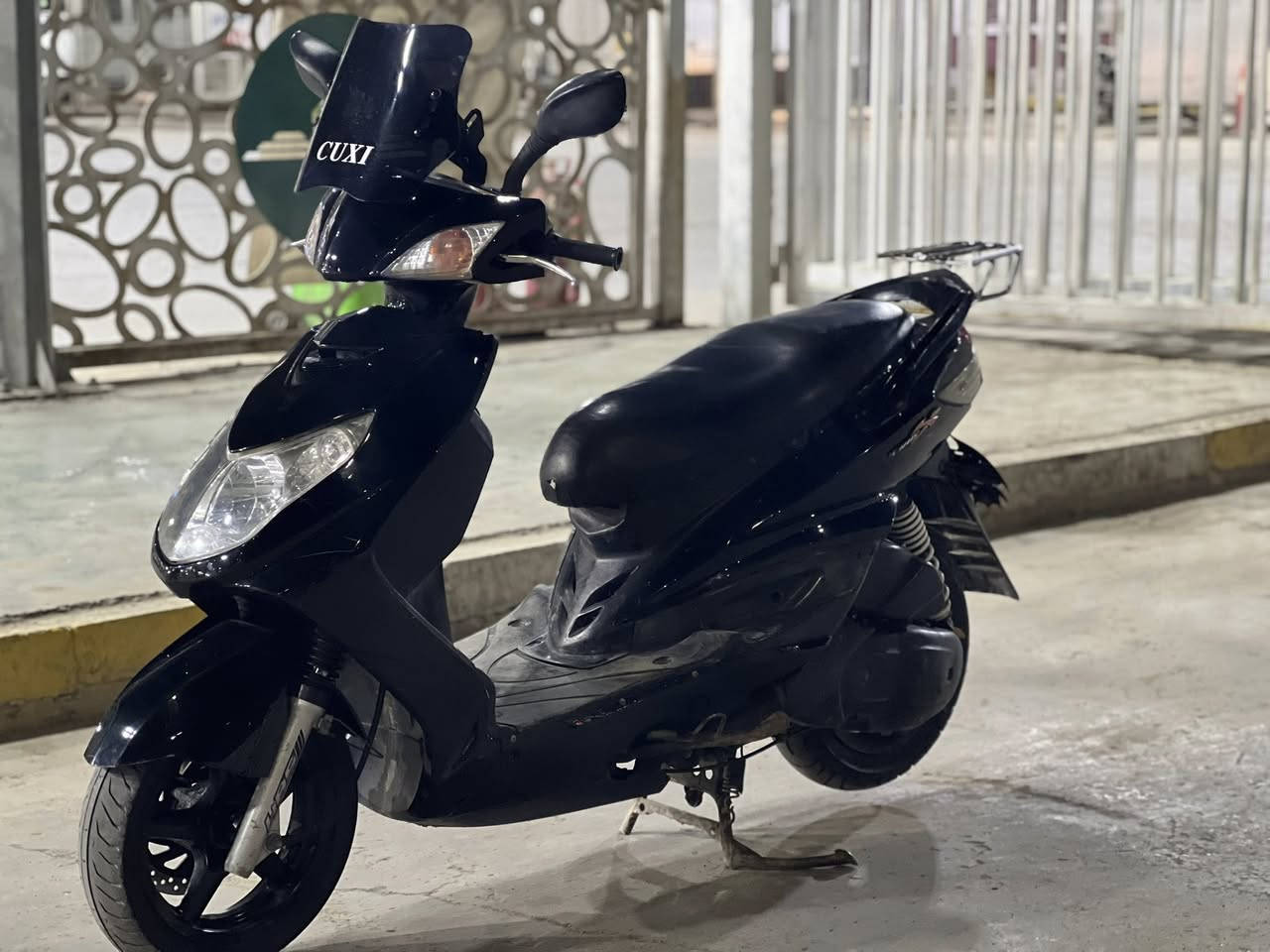 ‏للبيع سكنس فحل نازل***********
