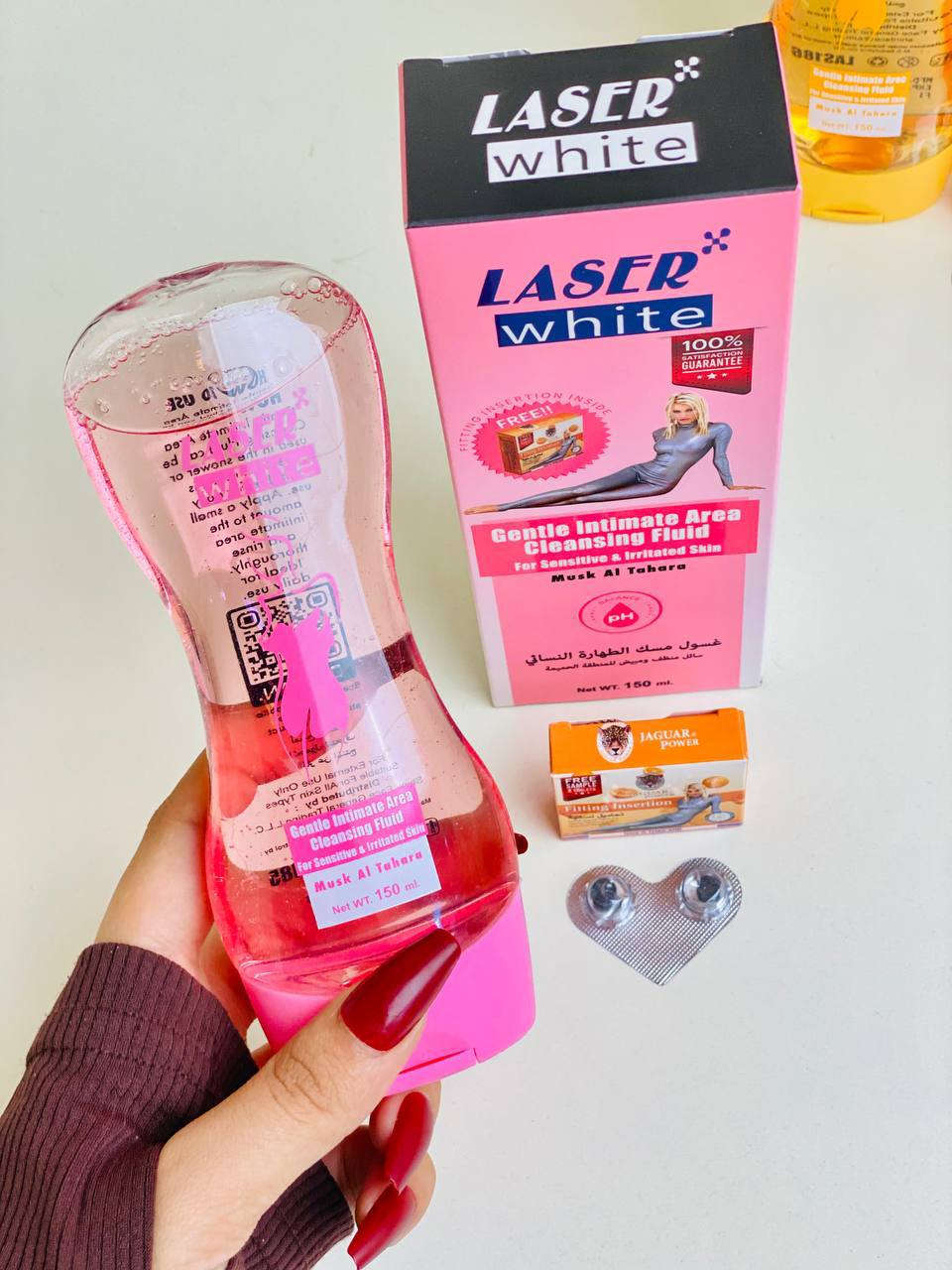 غسول "مسك الطهارة" التايلندي  🇹🇭 النسائي من علامة "LASER white"، وهو سائل منظف ومبيض للمنطقة الحميمة مصمم للبشرة الحساسة والمتهيجة

غسول مسك الطهارة النسائي
سائل منظف ومبيض للمنطقة الحميمة للبشرة الحساسة والمتهيجة✨🔥

تحاميل عدد 2 يعمل على شد وتضييق المهبل ويخفف من الالام البطن يمنع انتقال العدوى الأمراض التناسلية عند الجماع 🫣

الفوائد:
يريح ويحمي ويساعد على تهدئة التهيج
ينظف ويوفر حماية يومية ويساعد على تهدئة جفاف المهبل وعدم الراحة والحكة
يحافظ على البكتيريا المهبلية الطبيعية
فعالية ممتازة وقابلية تحمل حتى للمرضى الذين يعانون من بشرة تالفة مسبقاً
الحجم 150ml المنشأ تايلاند 🇹🇭 

للاستفسار والحجز مراسله خاص 
#بوتيك_قيثاره #كوزمتك #مكياج #متابعه #لايك #اكسبلور_العراق #نجف #بغداد #ديوانيه #بصره


**إذا كنت صاحب هذا الإعلان وتريد حذفه لأي سبب، رجاءا أرسل رسالة إلى الدعم الفني**