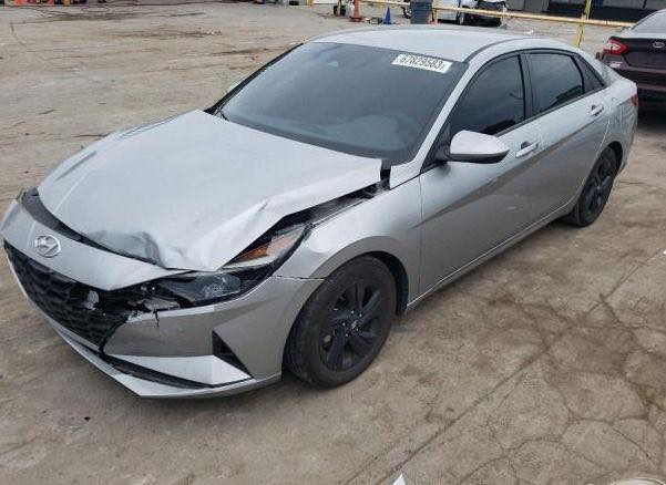 سلام عليكم النتره مديل 2022 رقم ذي قار معوقين محرك2000 سمارت ماشيه 53 صور الحادث بل منشور بدون تبديل فقط بارد جاهزه سياره مكينه وكير وحداده وتبريد وتخم تاير سعر 147 وبيه مجال مكاني ناصريه مركز شراي يتصل ***********
