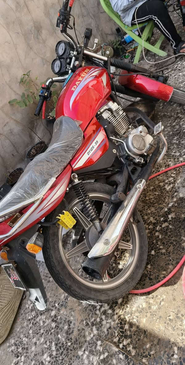 كلك كلك
عضم موديل 19 مكفوله مامفتوحه شرط 
شلعه فول كهربائيات جاهزه سلف 
لايت زينون عالي ناصي 
كلشي ماناقصها 
سعر 600 وبيها مجال او مراوس بنفخ كلك


**إذا كنت صاحب هذا الإعلان وتريد حذفه لأي سبب، رجاءا أرسل رسالة إلى الدعم الفني**