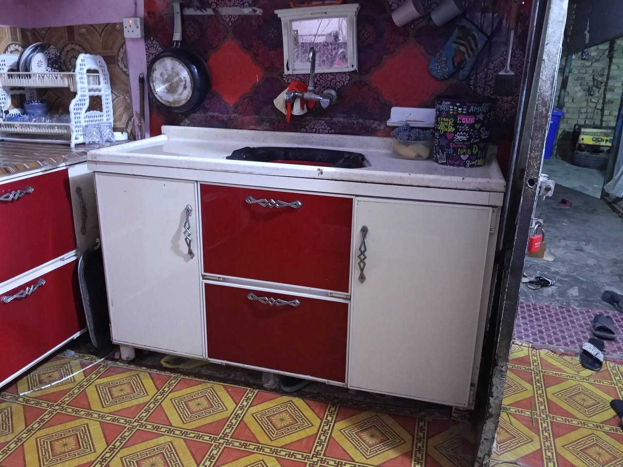 سلام عليكم كاونتر للبيع كلشي ما بي مستعمل قليل 750 وبي مجال(***********)

