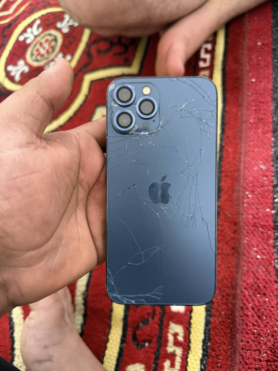 للبيع 12برو ماكس ..
جهاز ما مبدل بي كل قطعة 

فقط فيس ايدي واكف وضهر مالتة مكسور غير هذن كفالة عامة 

سعر 375وبي مجال حك الجية مكاني بغداد المعامل ..

*********** ..
