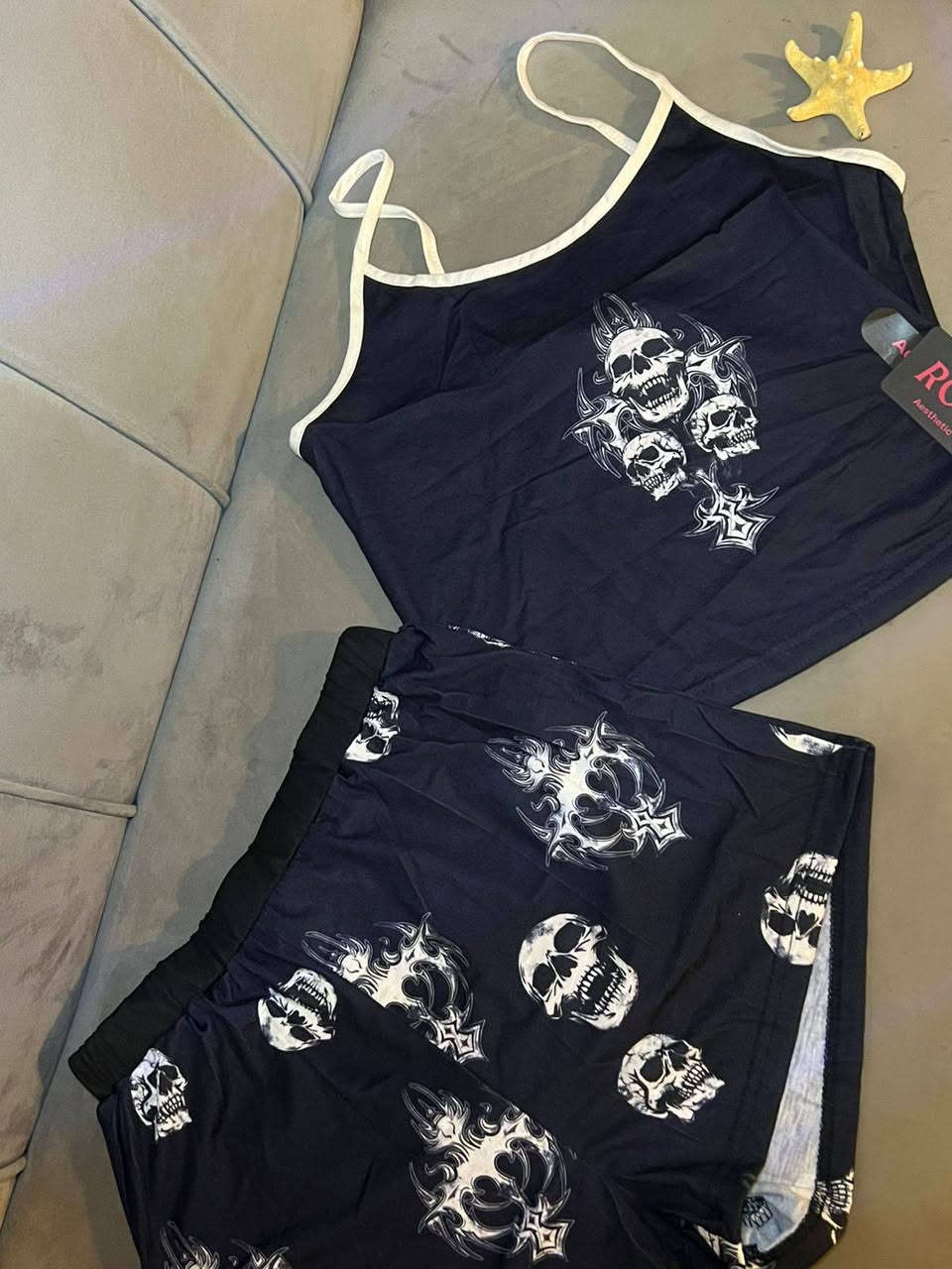 متوفر  شورت وكيمونه وتركسود وسعار مناسبه


**إذا كنت صاحب هذا الإعلان وتريد حذفه لأي سبب، رجاءا أرسل رسالة إلى الدعم الفني**