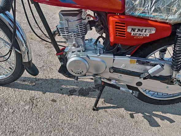 السلام عليكم دراجه مكفولة من كل شيء الشاصي 19ماصالها هواي من معمره بدون أوراق السعر 850 بيها مجال مكان المشرح للستفسار على ***********
