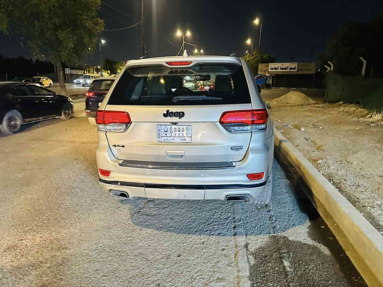 Jeep سومت اعلى فئة
السيارة فول موصفات رادار نظام جكات بانوراما فول موصفات 
حادثها ٣ قطع 
السيارة ينرادلها ترتيب 
السعر خاص 
***********
