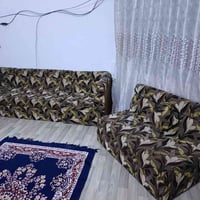 قنفات اسفنج ما ينزل 6 قنفات و زاويتين  مع تكيات عدد 3  و مقاعد عدد 4  ...