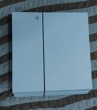 بلي 4 فات بلي كامل ملحقاته سعر 250 مكاني بغداد العبيدي رقمي 0771909376...