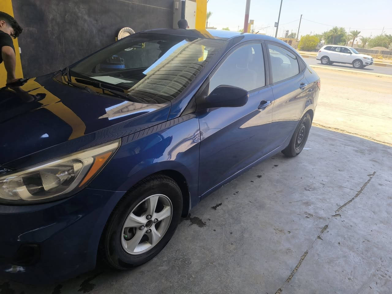 اكسنت موديل 17
كير محرك مكفول 

تبريد 

باسمي رقم اربيلي 

ضرر بالبنيد صغير معدل عالبارد و مبدل جاملغ عكس السايق 

داخل العراق ضرر الجامل الخلفي عكس السايق 

السعر 95 و بي مجال للشراي

***********
