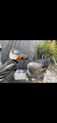 دراجة ماكس قجمة سعرها 350 المكان بغداد الشعب رقم 07713111611