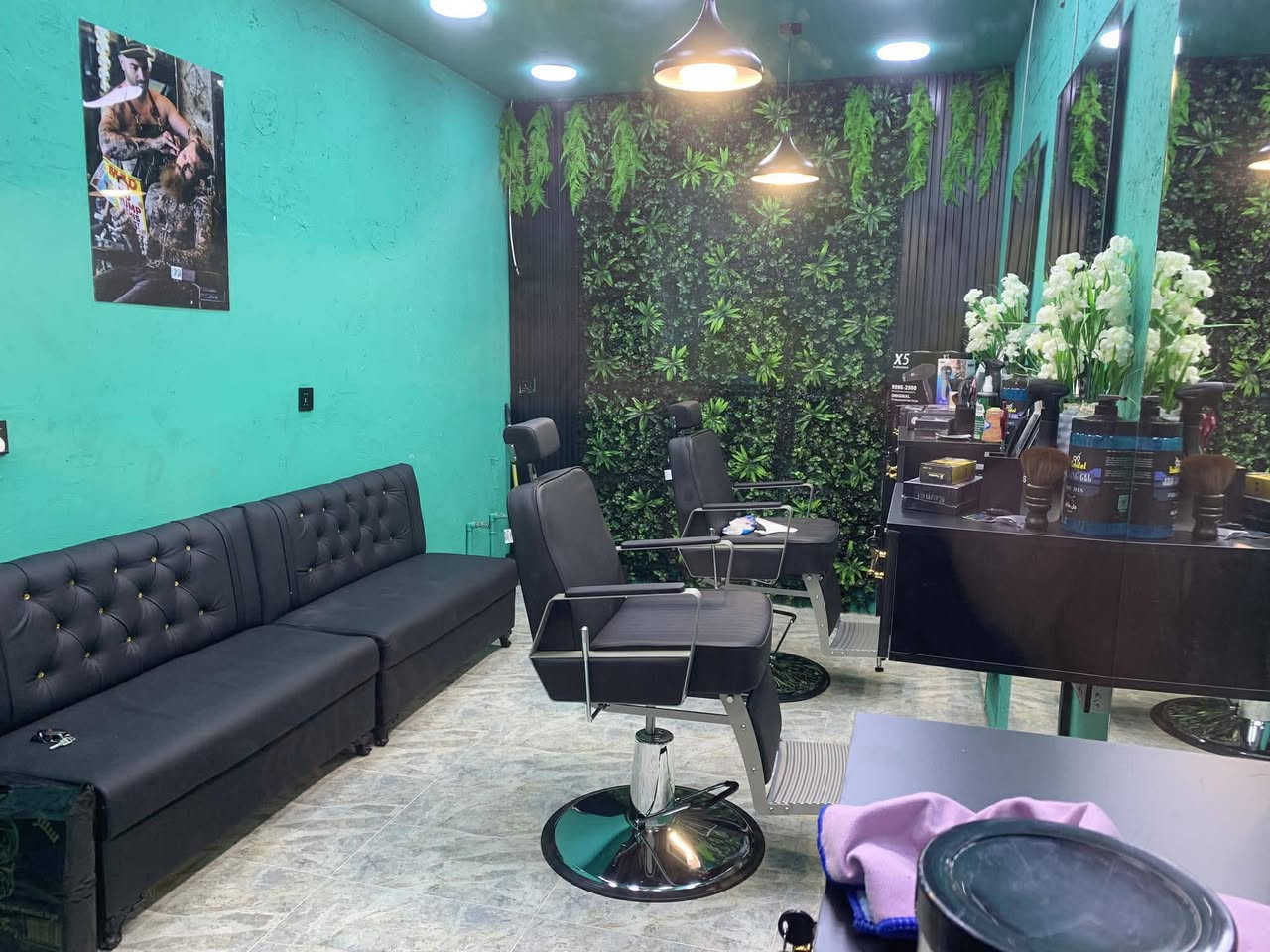 أغراض محل حلاقه. بيع شلع كامل 
المحل كامل بكيف اليشتري يريد ياخذ اغراض شلع او يريد ياخذ محل ويأجر من ابو الملك
جامخانه أيضا للبيع سعر 450
الكراسي  ثنينهم سعر 500 الف
ولمرايه معه لميوزة سعر 400 الف
والمبرد150 الف 
والقنفات  100 الف

عنوان موصل حي البكر الشراي يجي خاص


**إذا كنت صاحب هذا الإعلان وتريد حذفه لأي سبب، رجاءا أرسل رسالة إلى الدعم الفني**