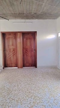 هيما ستي • ملك صرف • ٢٠٠م