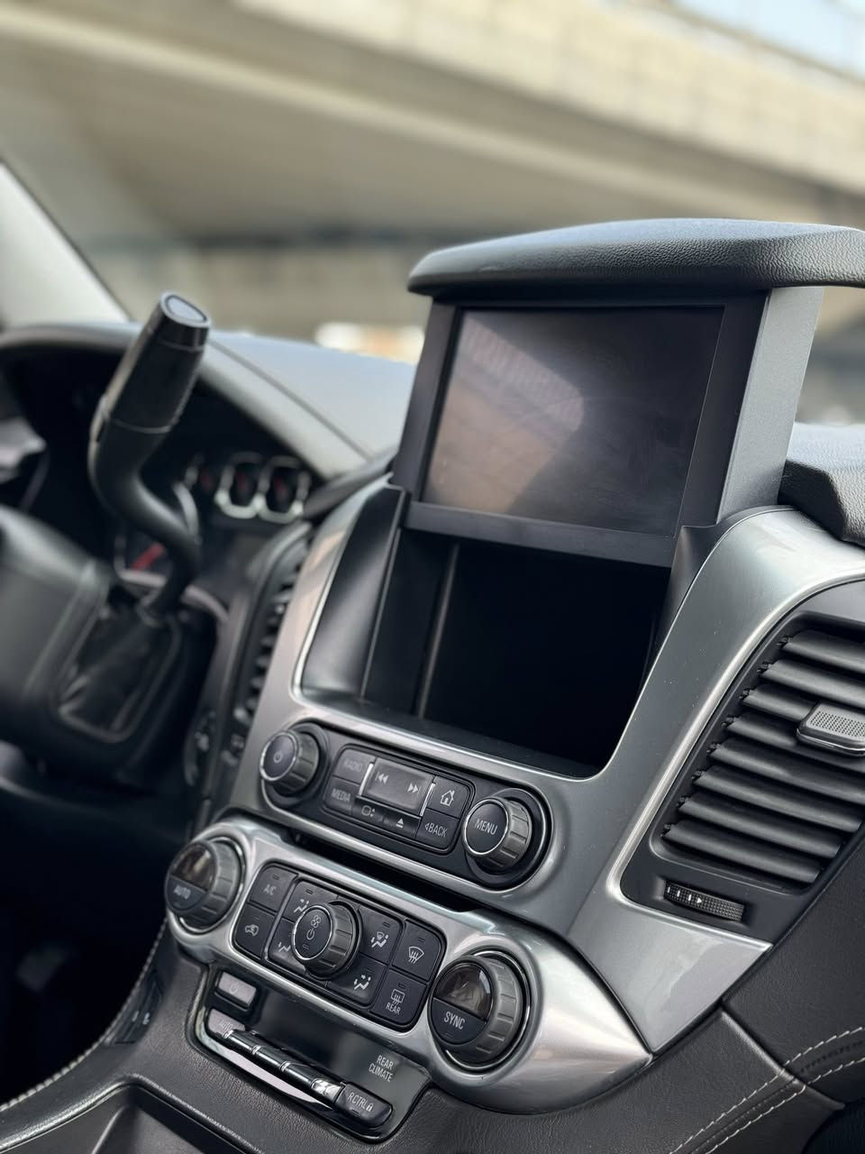 سلام عليكم
للبيع  2020 CHEVROLET TAHO 

السيارة LT1فول مواصفات بدون ايرباك 

ماشيه 109
مرقم  بغداد  رقم حلو  بسمي 

ضرر السيارة جاملغ وبنيد بدون شاصي بدون اي ايرباك وبيهه بارد بسيط بلباب مال صدر 
المواصفات                       
٨سلندر 5300
سلايد(فتحة قمارة)
كراسي جلد اصلي
كراسي اثنين كهرباء
كراسي هزار(عند اقتراب السيارة من اي شي)
كرسي خزن(ميموري)
كراسي(تدفئة)
كراسي خلفية كهرباء
كراسي خلفية تدفئة
سكليتر كهرباء وخزن 
تبريد خلفي شاشة
رادار
كروس سرعة
خمس بصمات
فول تحكم استيرن(جهتين امامي+جهتين خلفي)
استيرن كهرباء
استيرن تدفئة
شاشة عرض الاعطال
صندوك كهرباء(شفط)
فتح صندوك تلقائيا عن طريق القدم
نظام السير على الخط
دبل كير(عادي+اوتوماتيك)
دبل حساس(امامي+خلفي)
فور ويل
شاشة امامية كبيرة اصلية
شاشة خلفية DVD اصلي 
تشغيل عن بعد
قاصة سرية
دوسات كتابة CHEVROLET
اشارة بالمري
#نقطة_عمياء
لد امامي
سستم_صوت _BOSE

السعر37 وبيهه مجال 
***********
