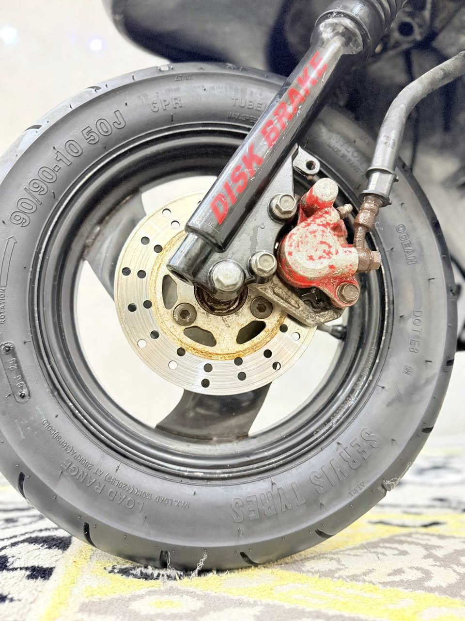 السلام عليكم للبيع للبيع

1-بوشه 49 ما مفتوحه بلاديه 

2-ختم واحد الدراجه كلها من الطول للطول 

3- الدراجه بلاديه ما عايزها برغي 

4-شلعه معدله تاكل الكاع توصل معدل 115 

5 قايش وخرز FCS

6-كهربائيات كلها شغاله 

7-موديل 2007

8-تايرات جلاتين جدد 

9-هندر سلف نكره 

10-ملاح يخبل 

11- كلجات بلاديه بس فاتحن مبدل خرز 

12 الدراجه جديده ماشيه 22 الف 

السعر 950 وبيه مجال 

العنوان طريق كربلاء نجف عمود 307 

***********. هاتف
