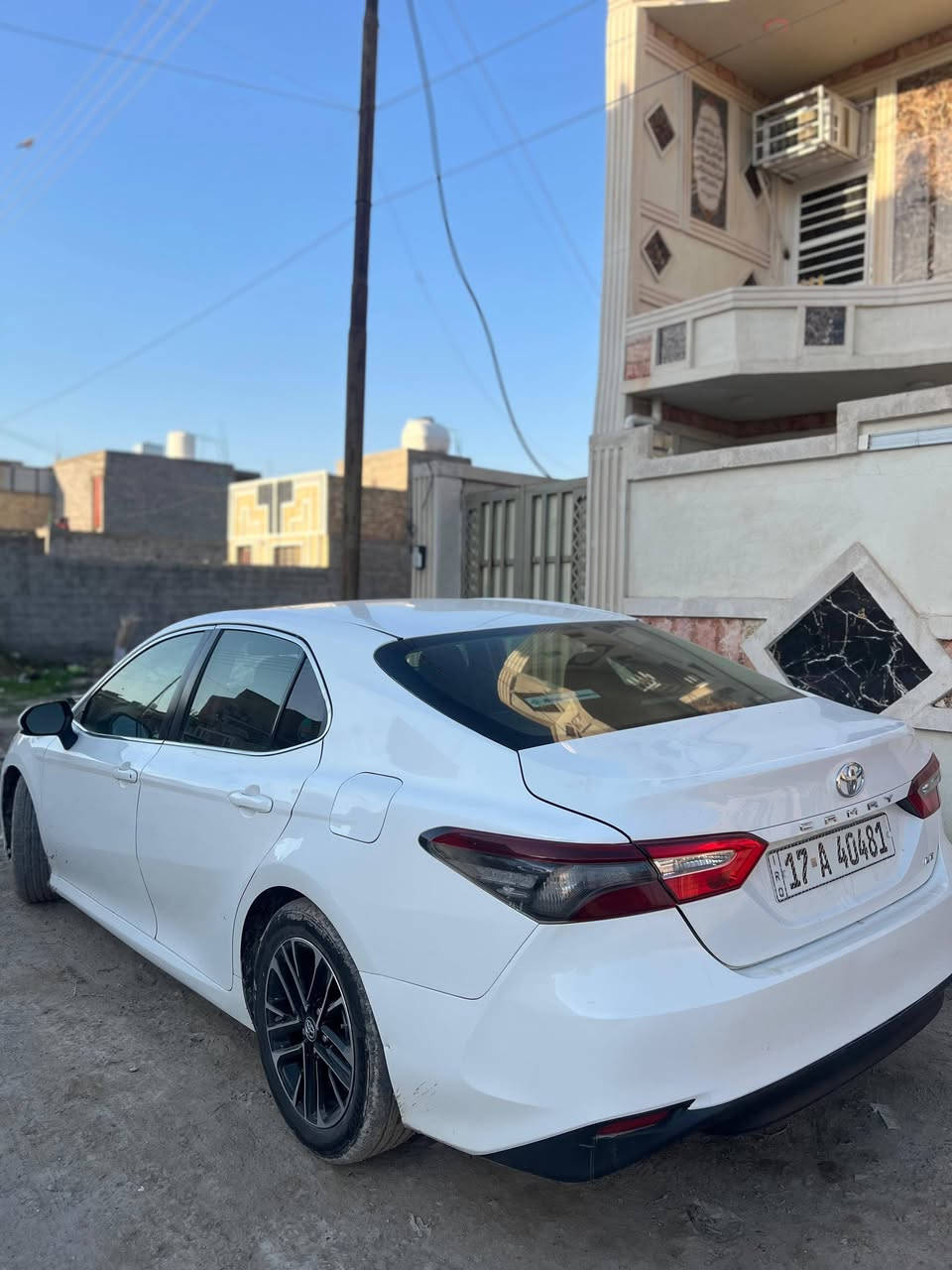 كامري موديل 23 رقم مثنى دولي معوقين وكاله فقط سياره بيه صبغ قماره وجماغات خلفي تكسي  دبي مراوس أو ابيع سياره حلوه وجاهزه مكان بغداد سبع البور وتوصل ع هذا رقم ***********
